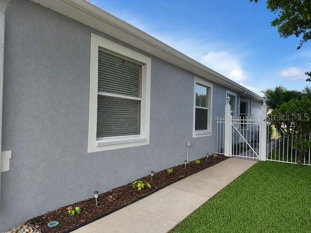 21433 Diamonte Drive - Photo 2