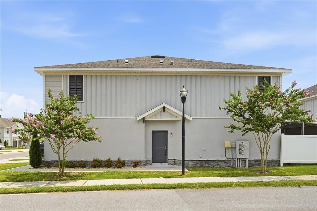 10907 Quickwater Court - Photo 2