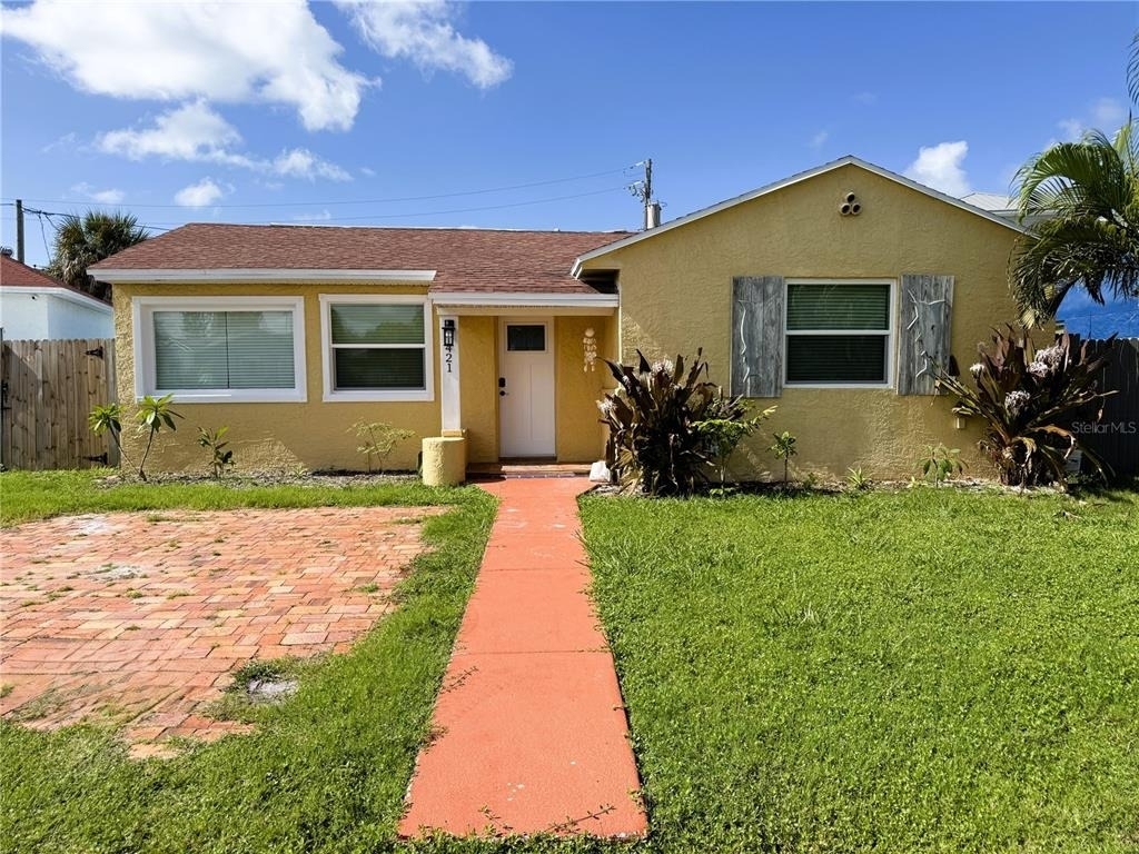 421 Virginia Avenue - Photo 0
