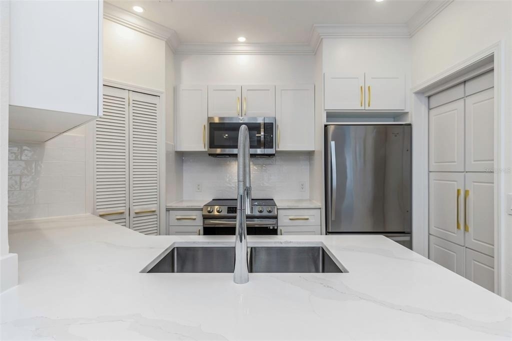 2199 Chianti Place - Photo 7