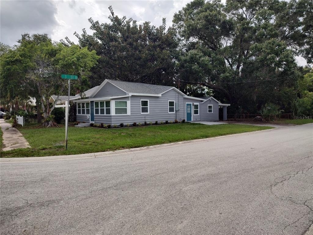301 Mystic Lake Drive N - Photo 1