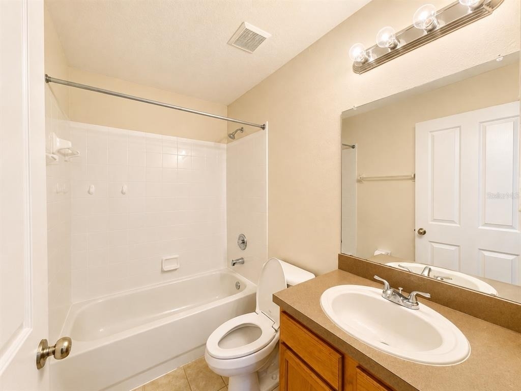 7620 Wiltshire Park Place - Photo 3