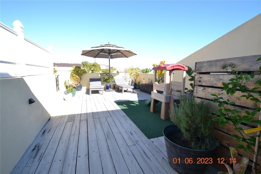 2405 Victoria Gardens Lane - Photo 45