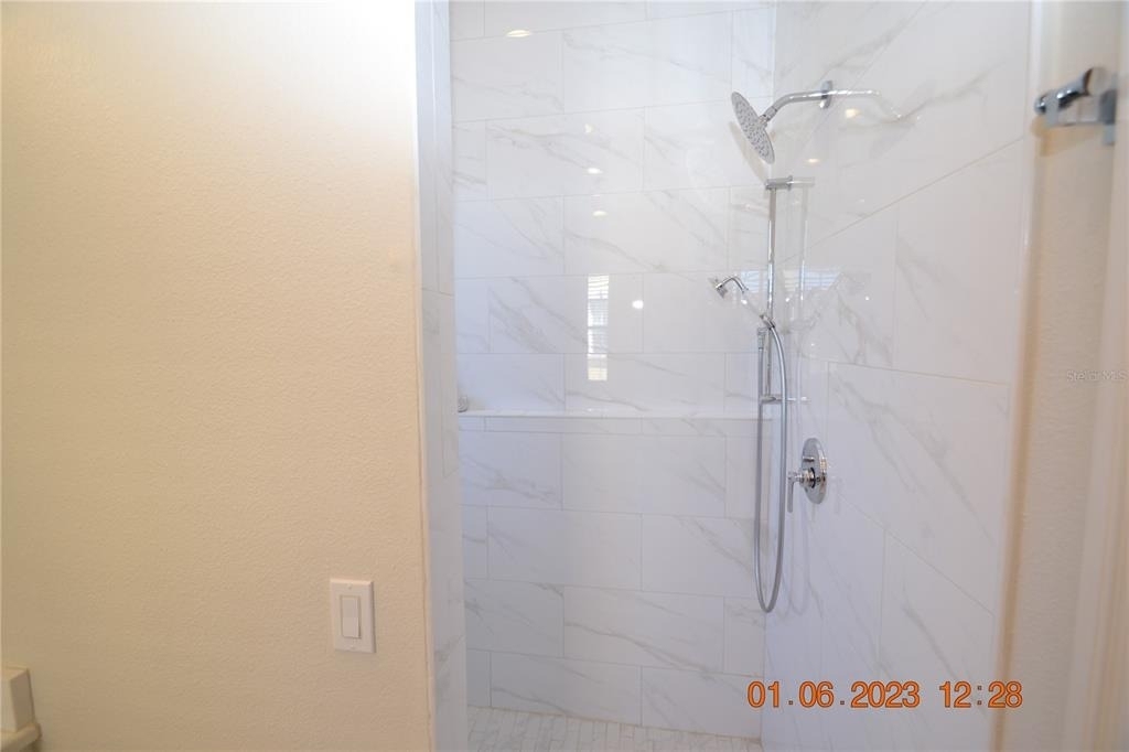 2405 Victoria Gardens Lane - Photo 27