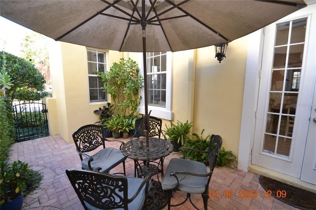 2405 Victoria Gardens Lane - Photo 42