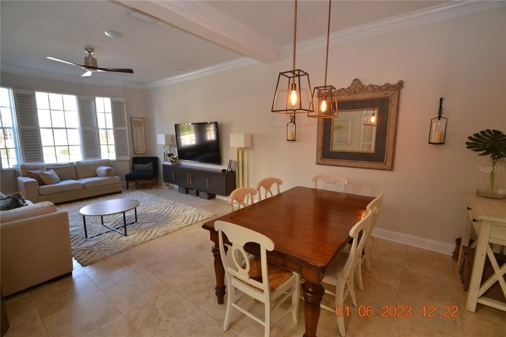 2405 Victoria Gardens Lane - Photo 8
