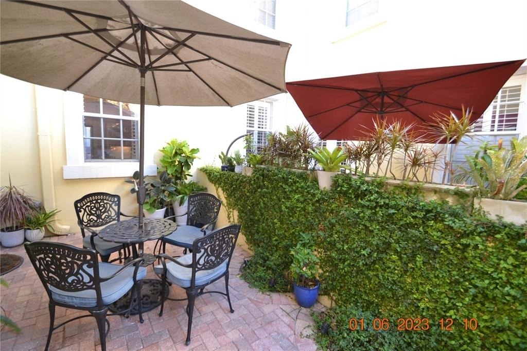 2405 Victoria Gardens Lane - Photo 44