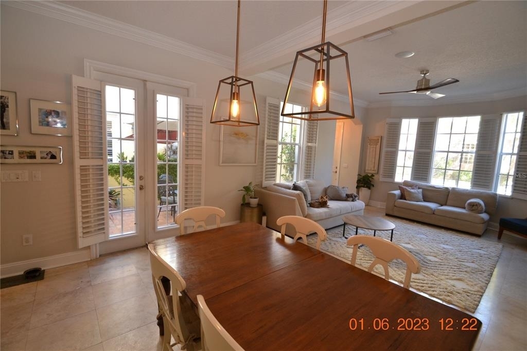 2405 Victoria Gardens Lane - Photo 9