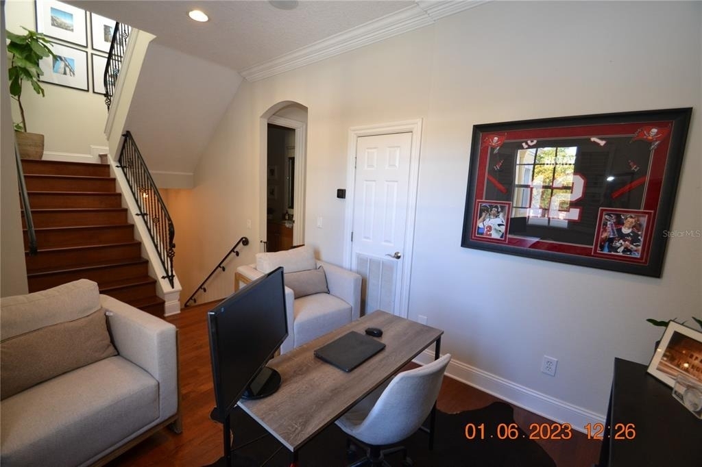2405 Victoria Gardens Lane - Photo 18
