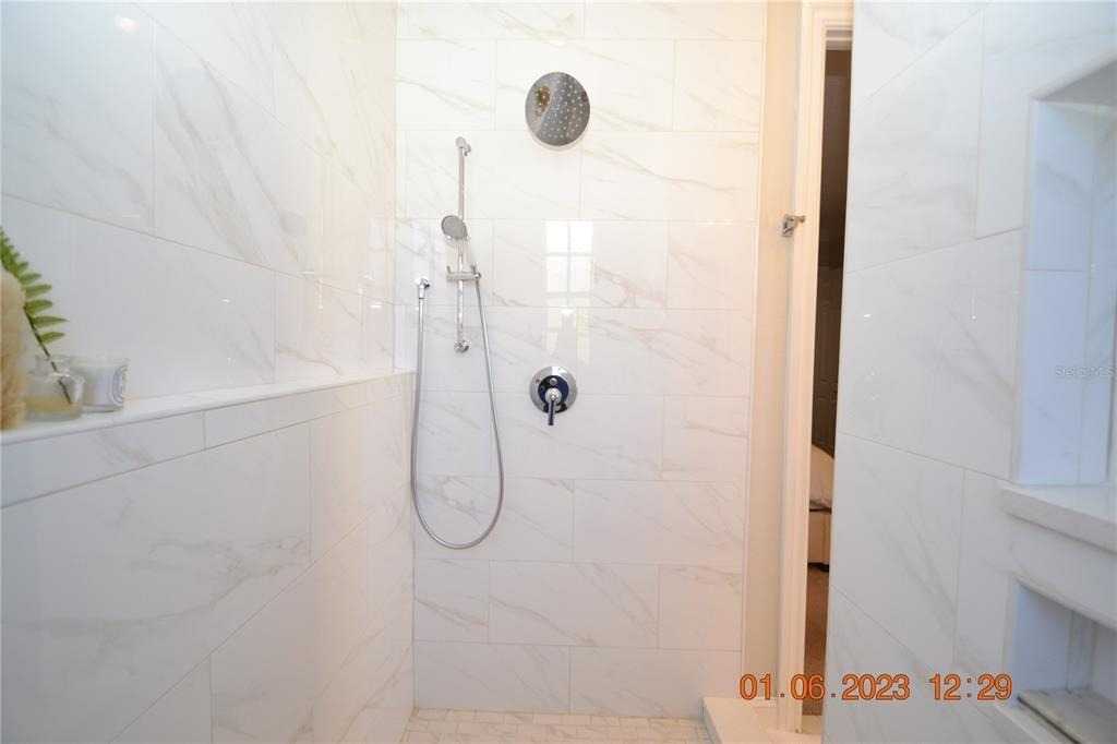 2405 Victoria Gardens Lane - Photo 28