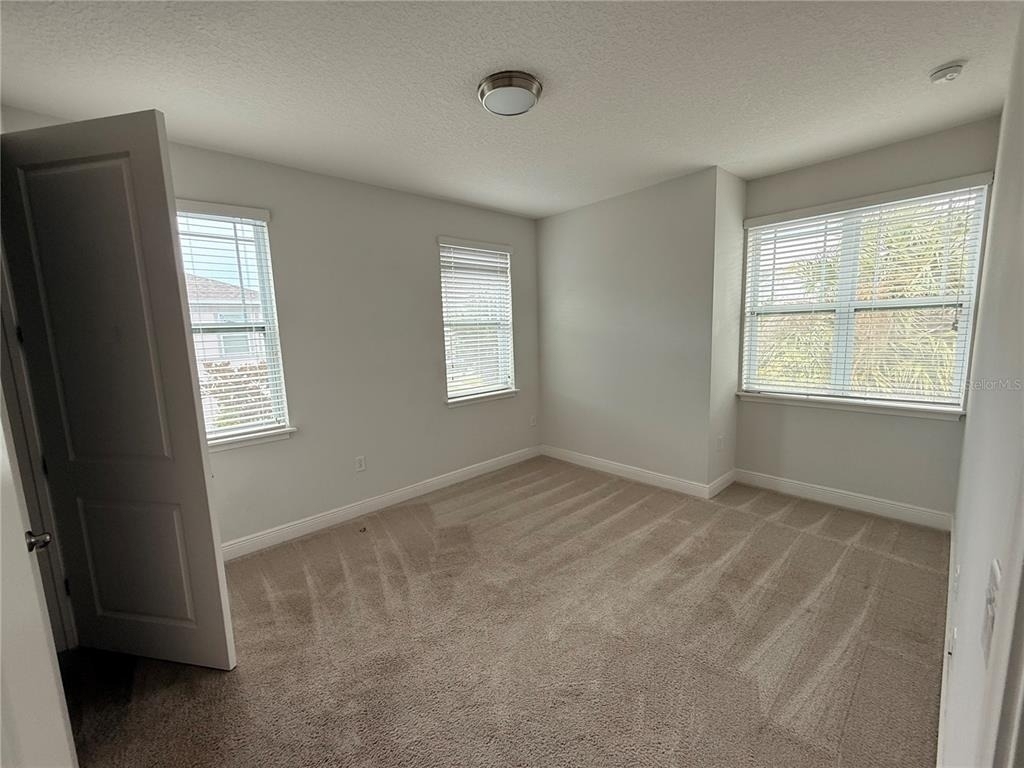 13324 Bergstrom Avenue - Photo 20