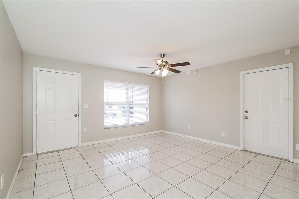 425 Danube Way - Photo 1