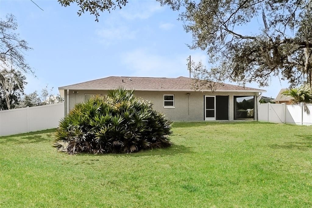 425 Danube Way - Photo 14
