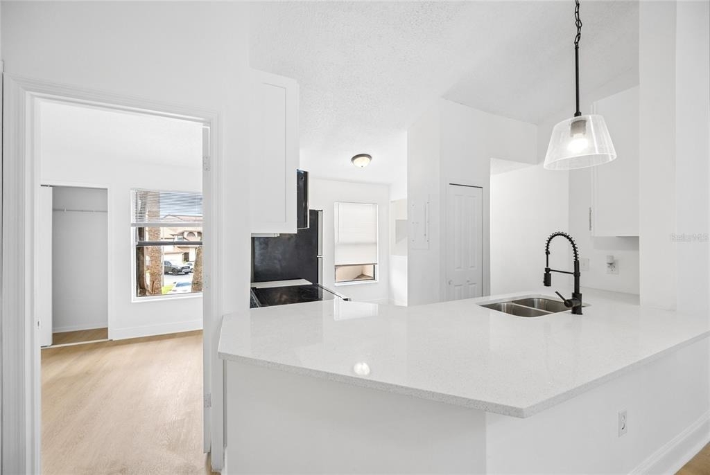 3118 S Semoran Boulevard - Photo 10