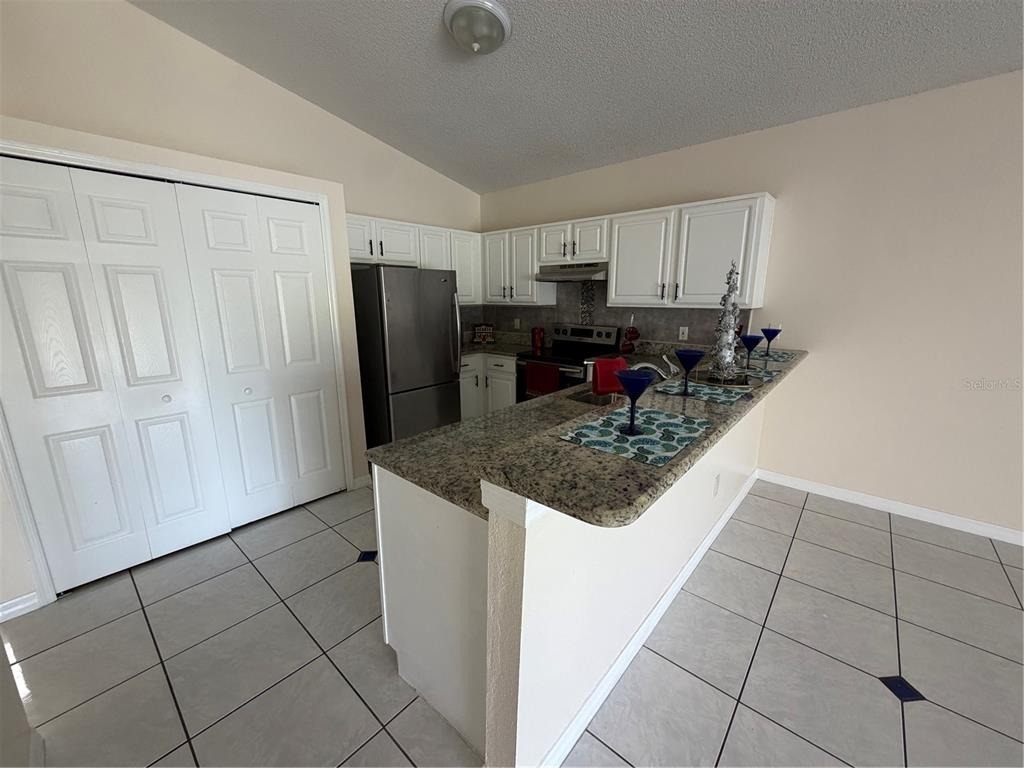 1074 Universal Rest Place - Photo 9