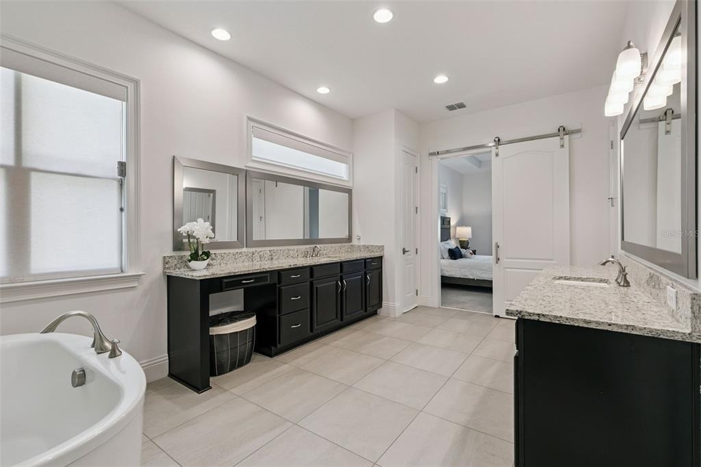 10840 Mobberley Circle - Photo 17