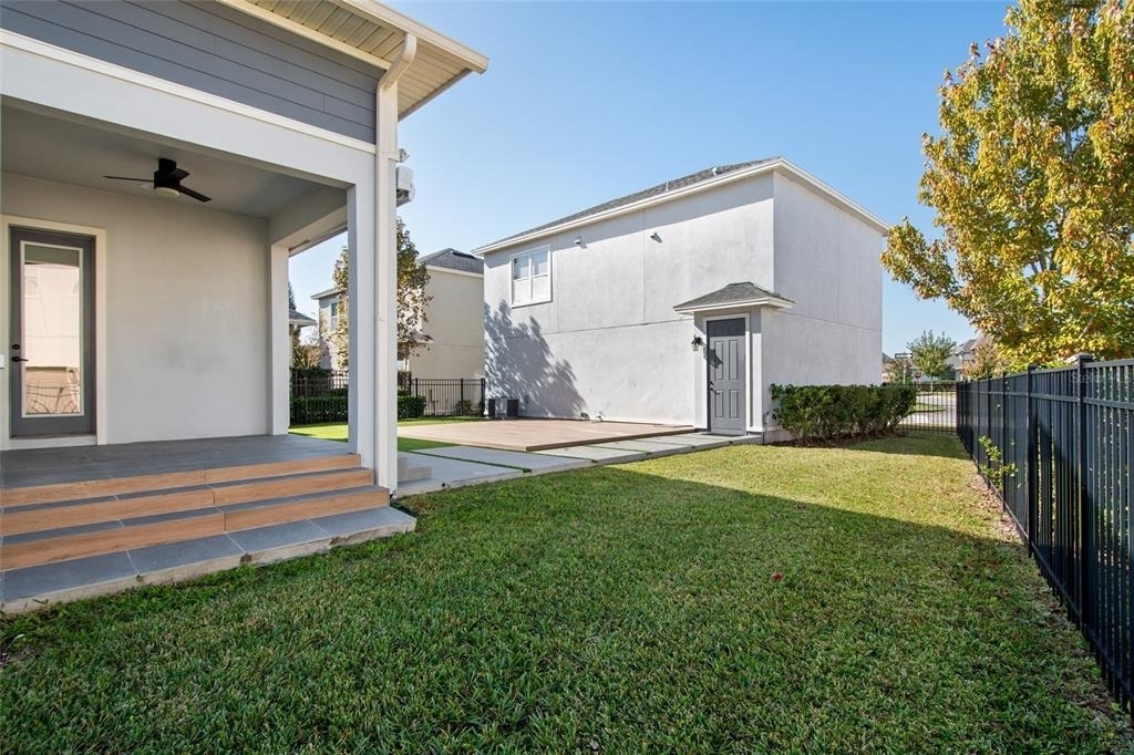 13010 Stoddart Avenue - Photo 39