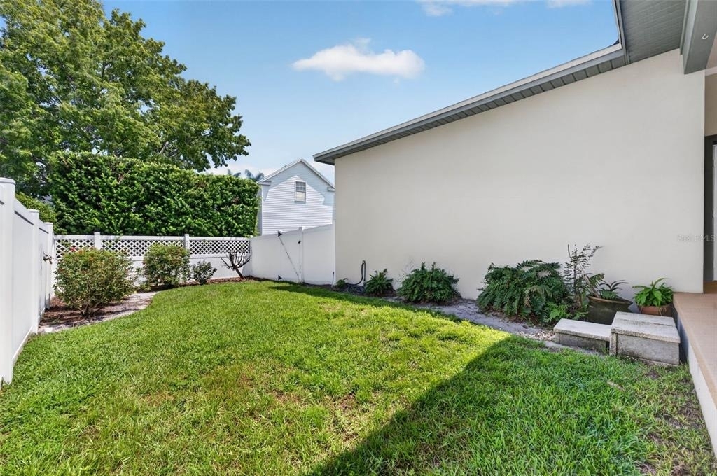 1965 Osprey Avenue - Photo 26