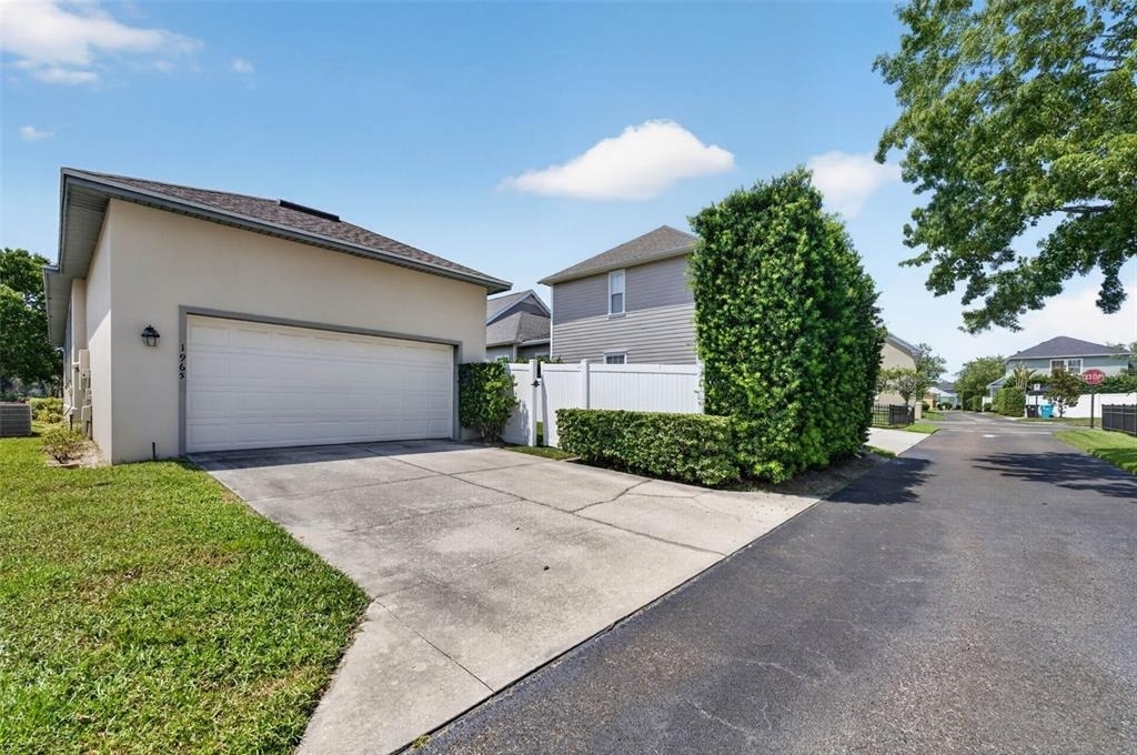 1965 Osprey Avenue - Photo 28