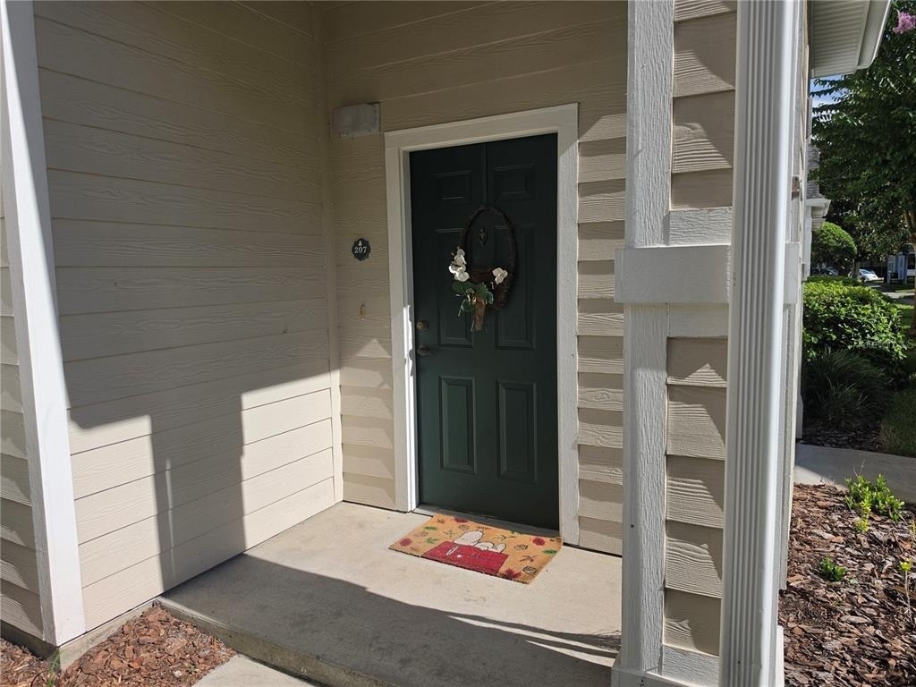 1300 Eastern Pecan Place - Photo 3
