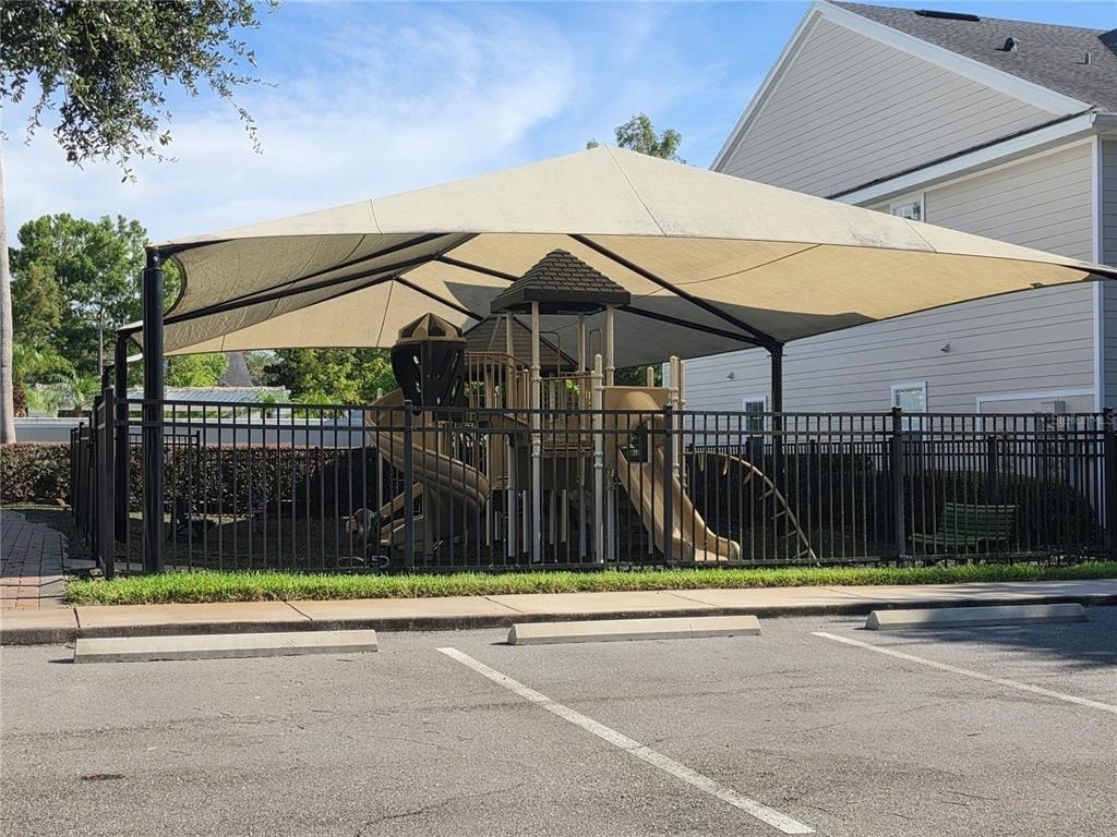 1300 Eastern Pecan Place - Photo 29