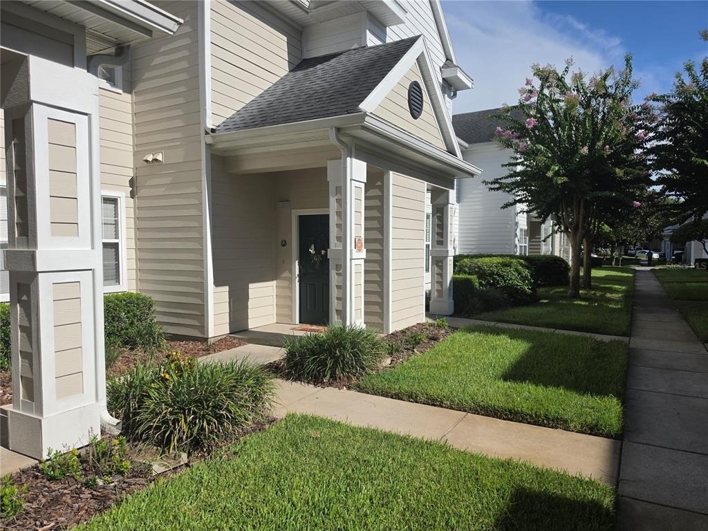 1300 Eastern Pecan Place - Photo 0