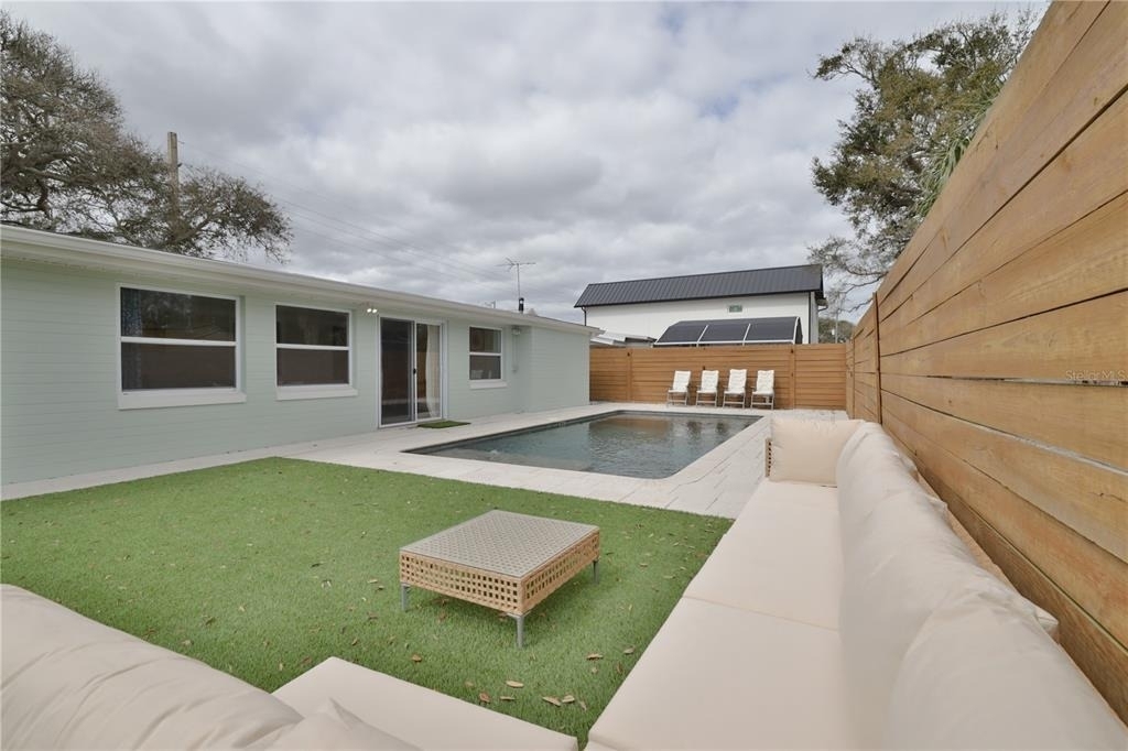 2307 Saxon Drive - Photo 36