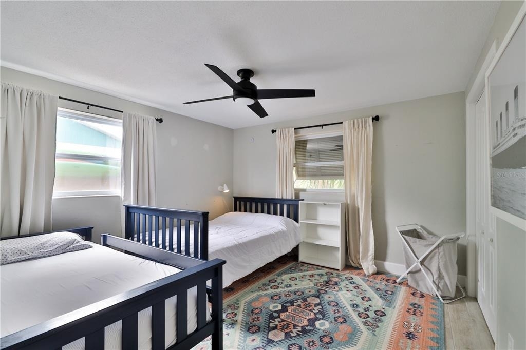 2307 Saxon Drive - Photo 22