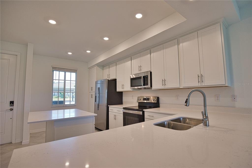 12280 Wellen Golf Street - Photo 10