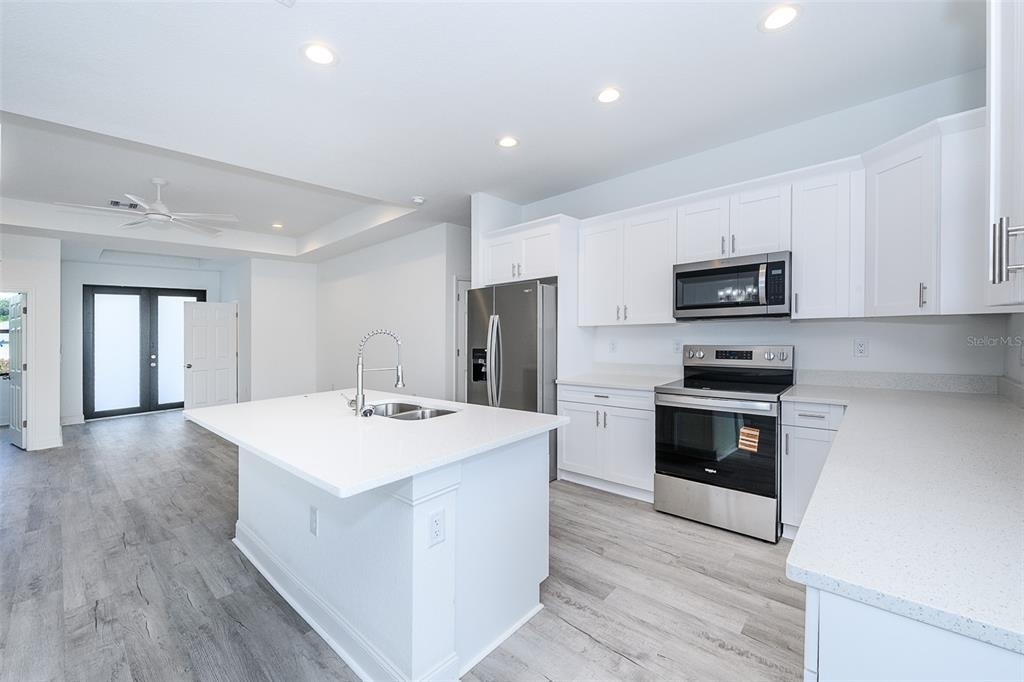 3304 Glencove Street - Photo 5