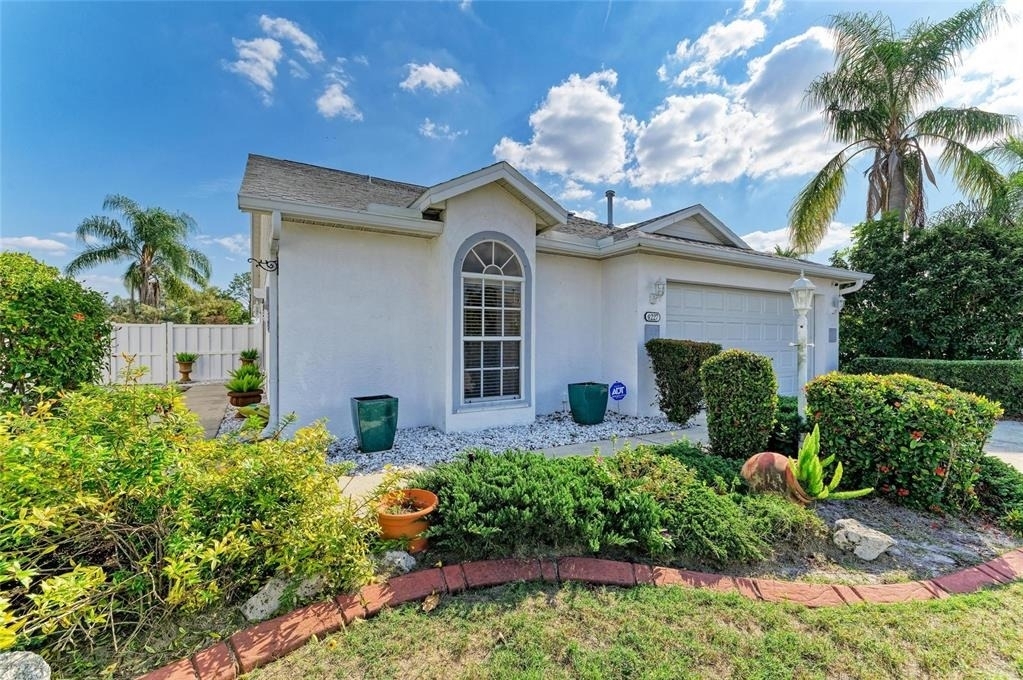 4227 Placid Drive - Photo 3