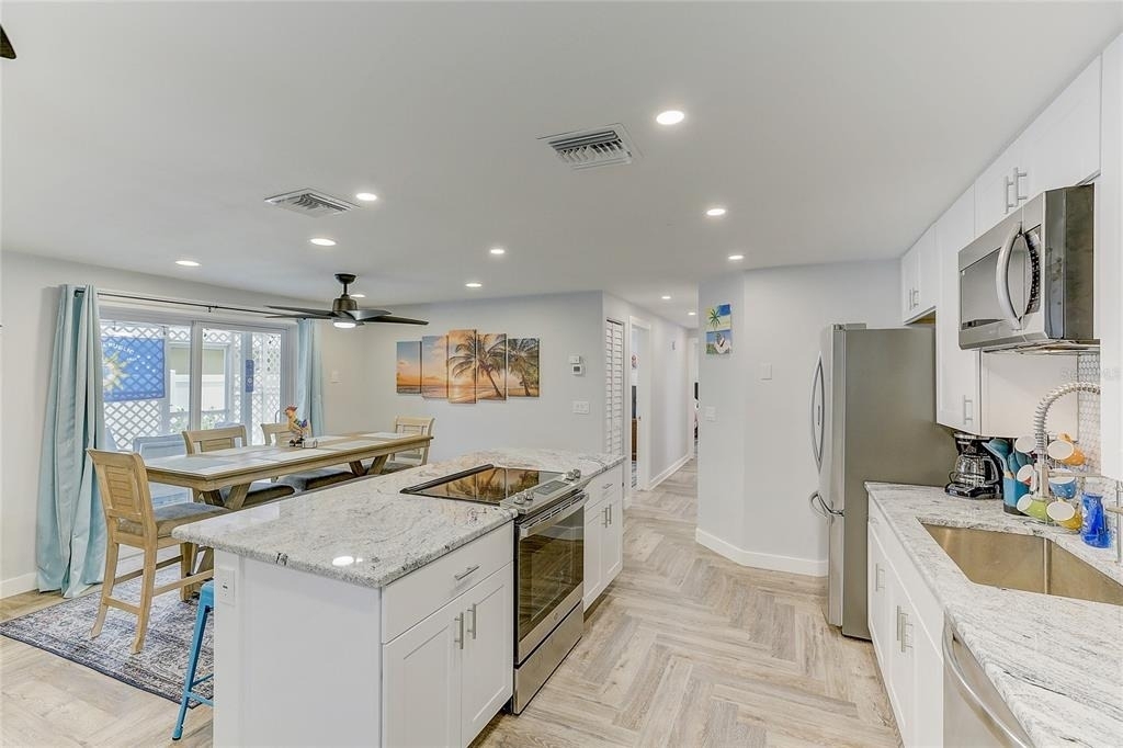 2728 49th Avenue W - Photo 12