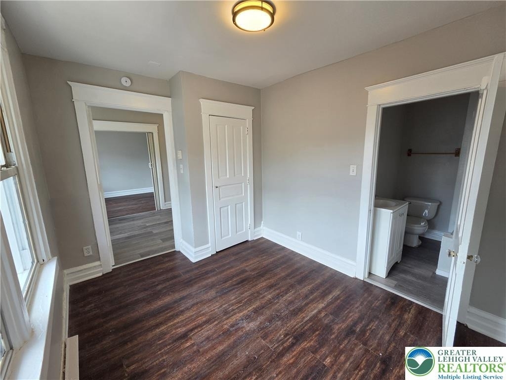 926 W Walnut Street - Photo 3
