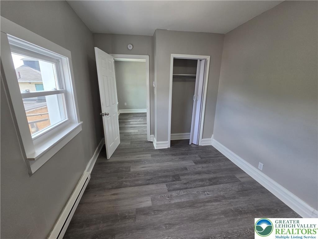 926 W Walnut Street - Photo 3