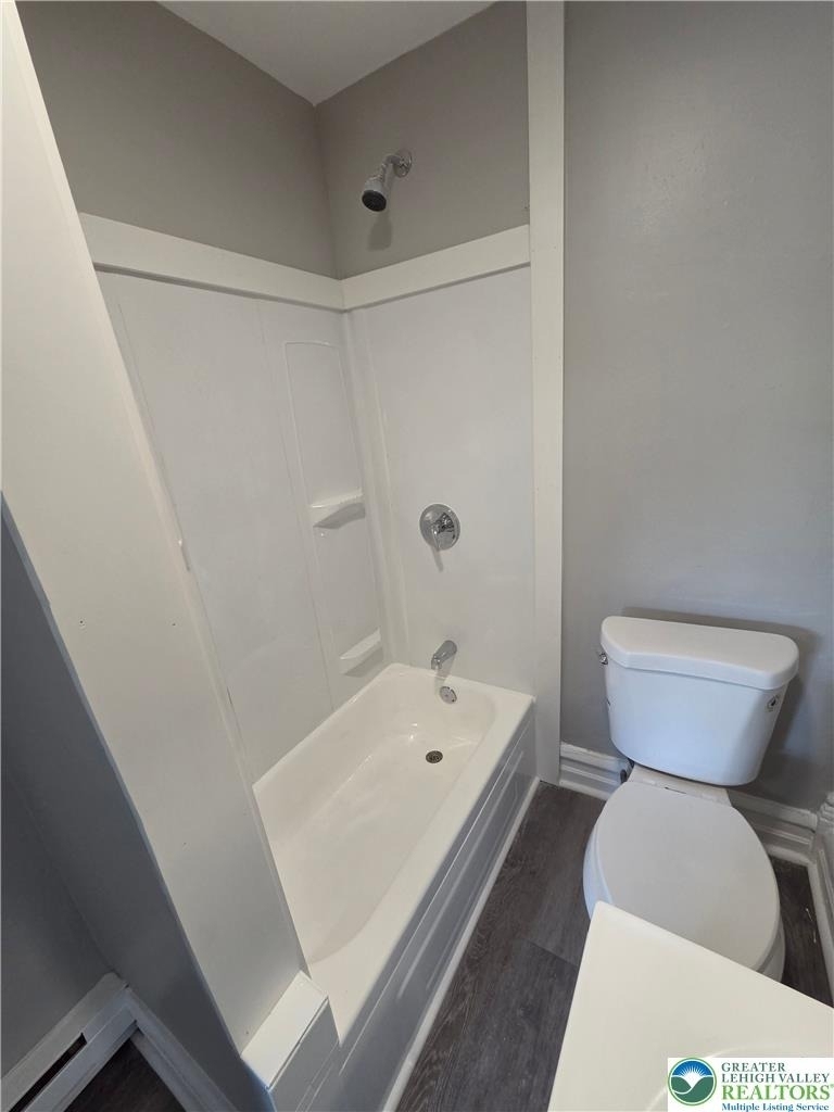 926 W Walnut Street - Photo 4
