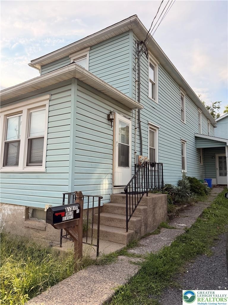 812 Walton Street - Photo 0
