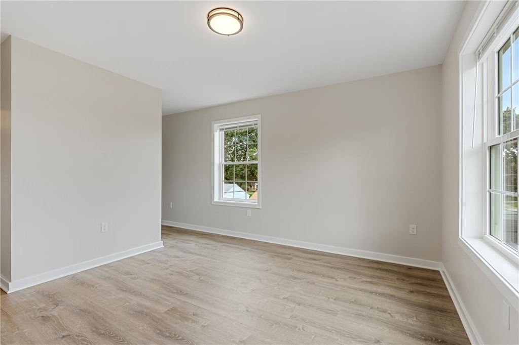2039 Clermont Street - Photo 12