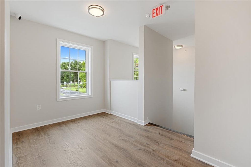 2039 Clermont Street - Photo 19