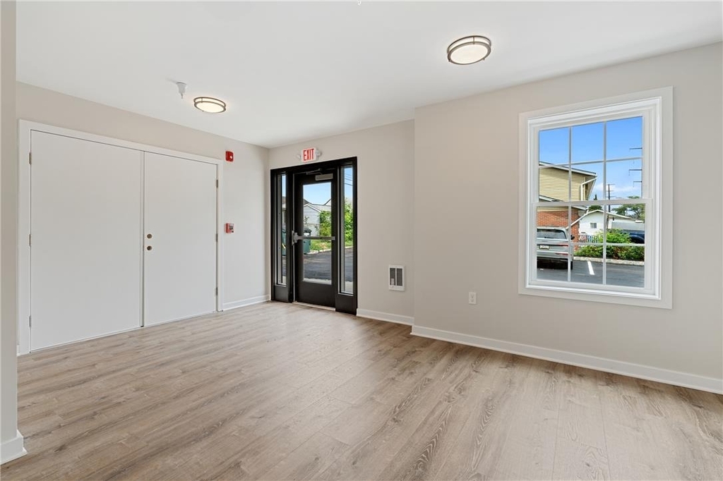 2039 Clermont Street - Photo 21