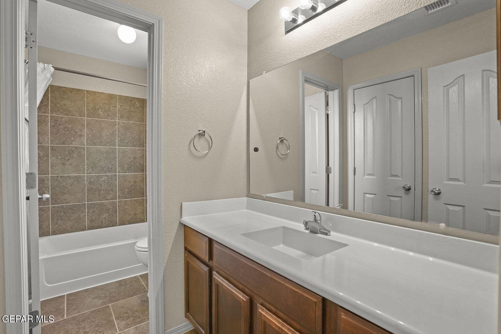 5028 Silver Ranch Avenue - Photo 26