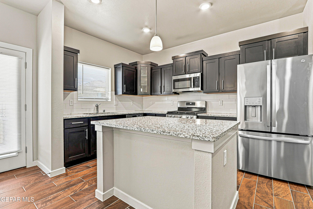 13689 Flora Vista Avenue - Photo 7