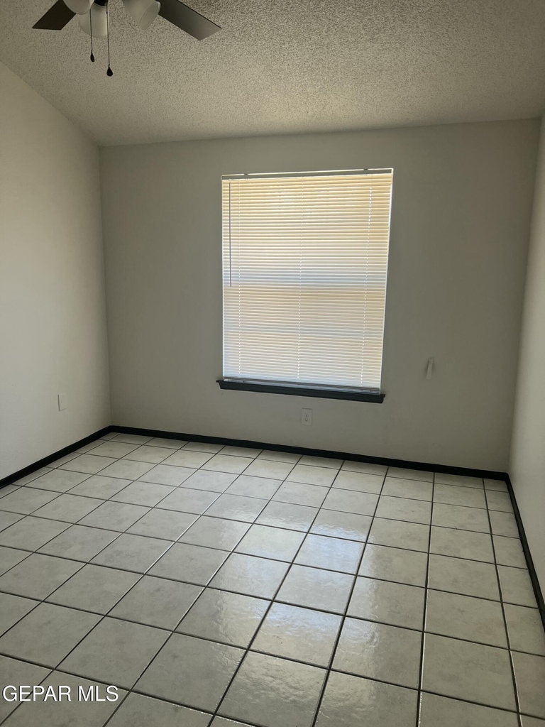 7772 Iroquois Drive - Photo 22