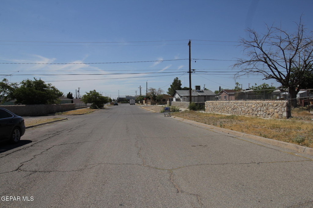 3900 Flory Avenue - Photo 1