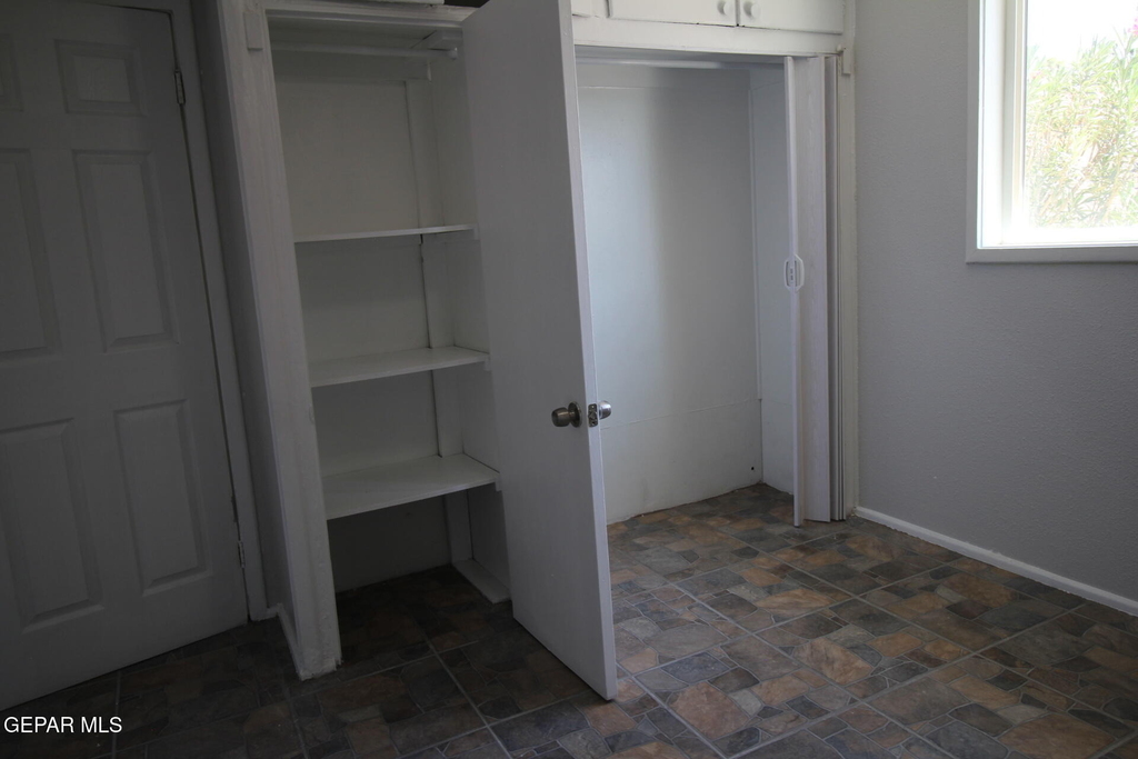 3900 Flory Avenue - Photo 27