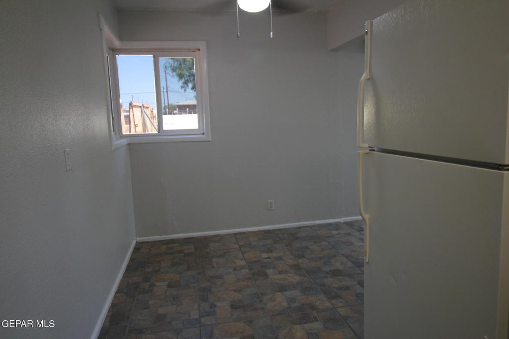 3900 Flory Avenue - Photo 6