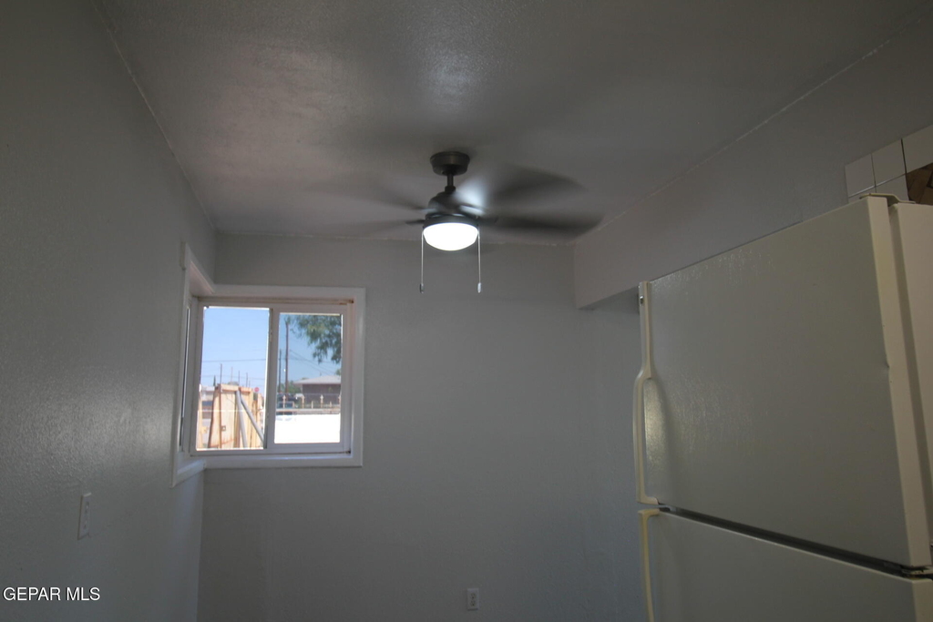 3900 Flory Avenue - Photo 7