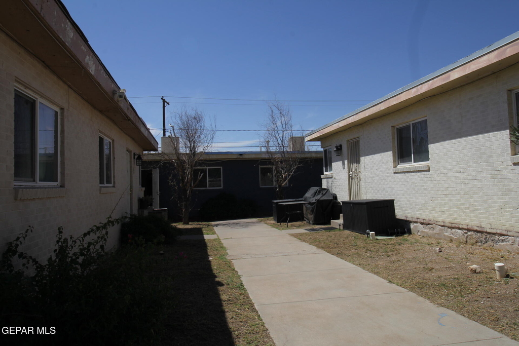 3900 Flory Avenue - Photo 29