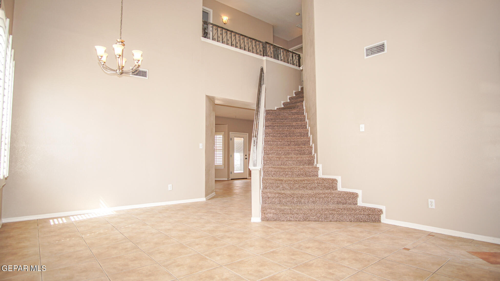 6325 Franklin Ridge Drive - Photo 2