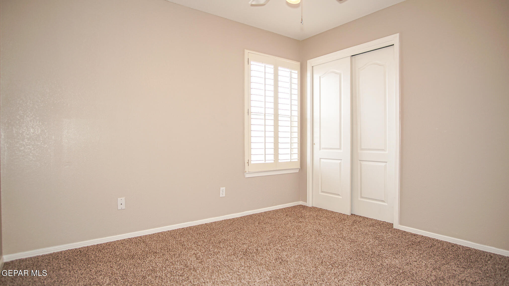 6325 Franklin Ridge Drive - Photo 15