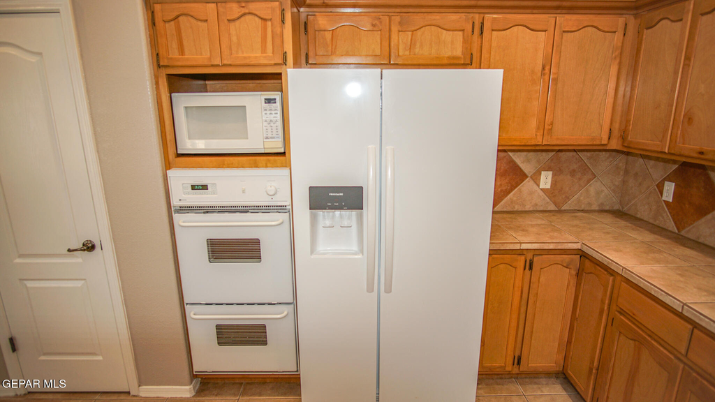 6325 Franklin Ridge Drive - Photo 10